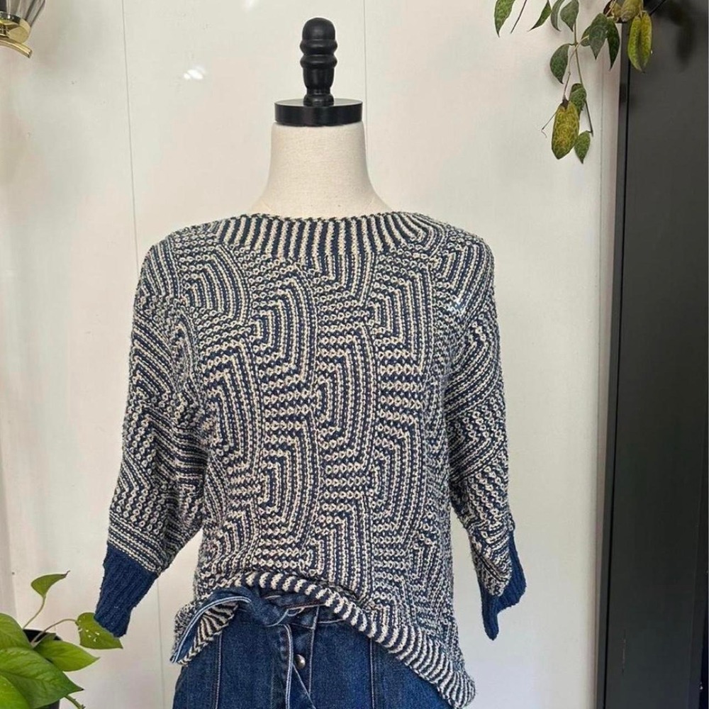 Joseph Ribkoff Blue White Geometric Swirl High Low Retro Knit Sweater Womens M